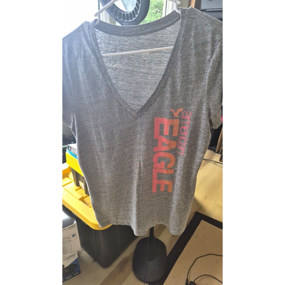 American Eagle Outfitters Women’s Gray V-Neck Graphic Print Tee XL Single Stitch
